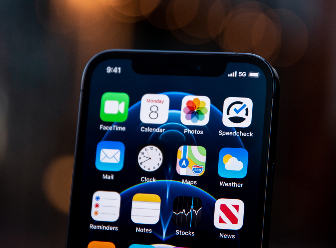 江孜苹果手机维修分享为什么 iPhone 12 在冬季会自动关机 
